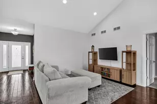 269 W Nelson St, Deerfield, WI 53531 - Photo 13