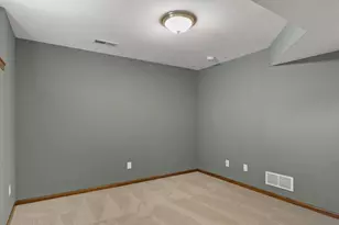 260 Goldenrod Dr, Sun Prairie, WI 53590 - Photo 25
