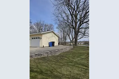 328 N Rutland Avenue, Brooklyn, WI 53521 - Photo 43