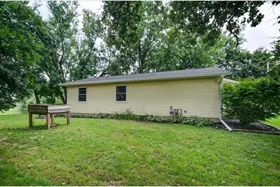 328 N Rutland Avenue, Brooklyn, WI 53521 - Photo 47