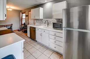 328 N Rutland Ave, Brooklyn, WI 53521 - Photo 7