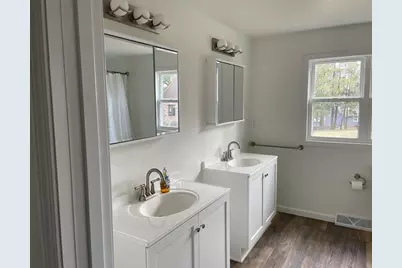 401-403 Mineral Point Court, Janesville, WI 53548 - Photo 11