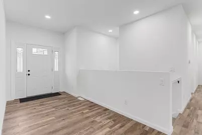 1118 Grand Pines Circle, Dell Prairie, WI 53965 - Photo 5