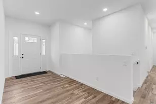 1118 Grand Pines Cir, Dell Prairie, WI 53965 - Photo 5