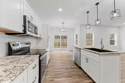 1118 Grand Pines Circle, Dell Prairie, WI 53965 - Photo 15