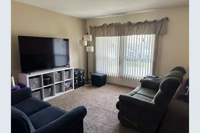 3233 Quincy Avenue, Madison, WI 53704 - Photo 5