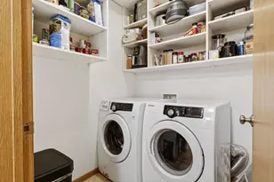 6402 Milwaukee St, Madison, WI 53718 - Photo 9