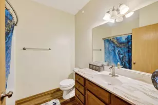6402 Milwaukee St, Madison, WI 53718 - Photo 23