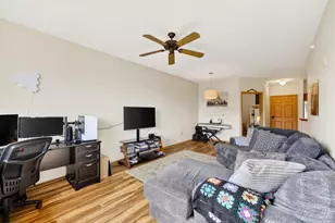 6402 Milwaukee St, Madison, WI 53718 - Photo 9