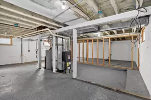 1423 Hull Ave, Beloit, WI 53511 - Photo 43