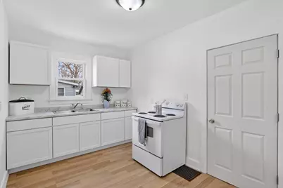 1423 Hull Avenue, Beloit, WI 53511 - Photo 21