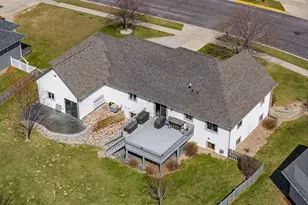 35 Harrison Ln, Reedsburg, WI 53959 - Photo 5