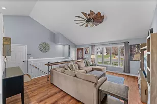 35 Harrison Ln, Reedsburg, WI 53959 - Photo 9