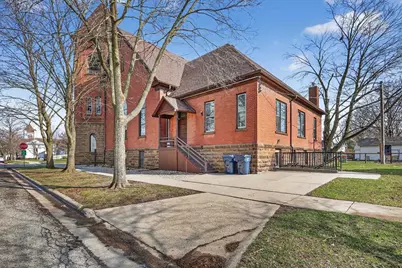 101 W Church Street, Janesville, WI 53536 - Photo 5