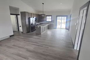 118500 Fieldrest Dr, Stratford, WI 54484 - Photo 11