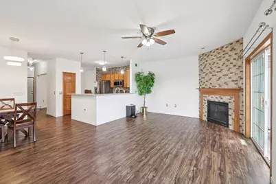 612 Bear Claw Way, Madison, WI 53562 - Photo 5