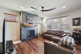 1236 Twisted Branch Way, Sun Prairie, WI 53590 - Photo 11