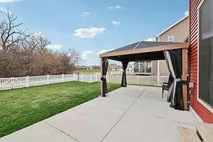 1236 Twisted Branch Way, Sun Prairie, WI 53590 - Photo 51