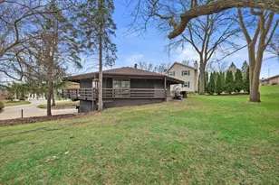 2607 Crestview Ct, Monroe, WI 53566 - Photo 29