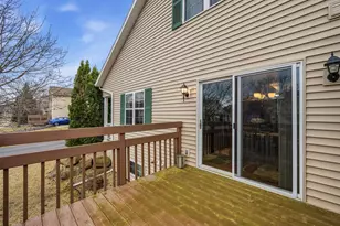 923 Chandler Ln, Sun Prairie, WI 53590 - Photo 19