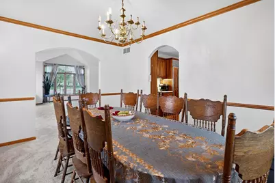 1001 Pebblebrook Courtyard, Waunakee, WI 53597 - Photo 5