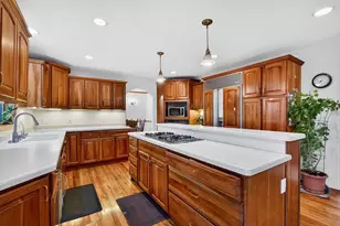 1001 Pebblebrook Courtyard, Waunakee, WI 53597 - Photo 11