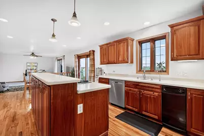 1001 Pebblebrook Courtyard, Waunakee, WI 53597 - Photo 7