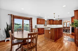 1001 Pebblebrook Courtyard, Waunakee, WI 53597 - Photo 15
