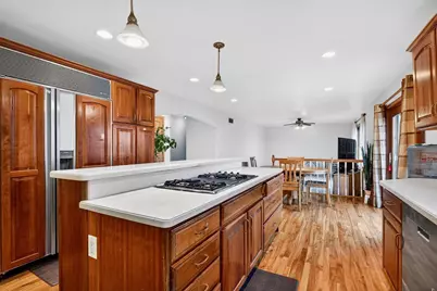 1001 Pebblebrook Courtyard, Waunakee, WI 53597 - Photo 9