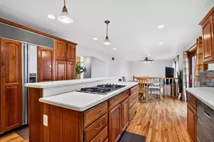 1001 Pebblebrook Courtyard, Waunakee, WI 53597 - Photo 9