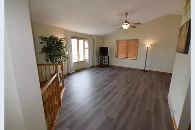 602 Stonehaven Drive, Sun Prairie, WI 53590 - Photo 3