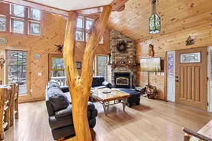 E11441 Hillside Dr, Wisconsin Dells, WI 53965 - Photo 3