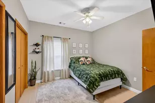 10 Kings Mill Cir, Madison, WI 53718 - Photo 17