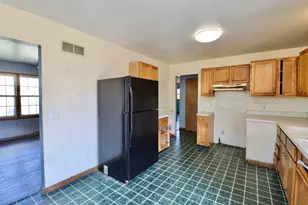 1331 Frederick St, Beloit, WI 53511 - Photo 7