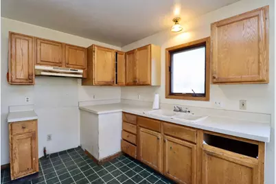 1331 Frederick Street, Beloit, WI 53511 - Photo 5