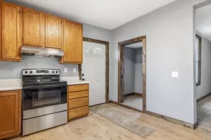 480 Cedar St, Platteville,  53808 - Photo 9