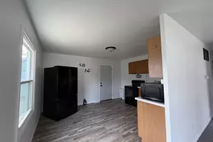 1860 Sun Valley Dr, Beloit, WI 53511 - Photo 9