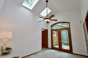 2870 S Riverside Dr, Beloit, WI 53511 - Photo 7