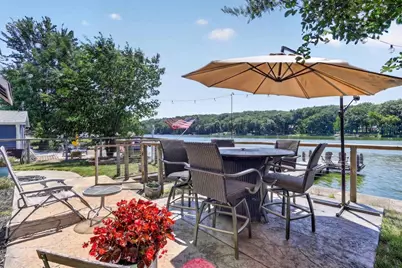 2870 S Riverside Drive, Beloit, WI 53511 - Photo 3