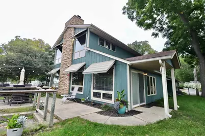 2870 S Riverside Drive, Beloit, WI 53511 - Photo 3