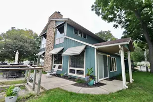 2870 S Riverside Dr, Beloit, WI 53511 - Photo 3