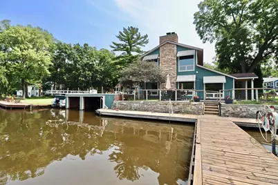 2870 S Riverside Drive, Beloit, WI 53511 - Photo 1