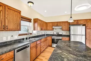 8903 White Coral Way, Middleton, WI 53562 - Photo 13