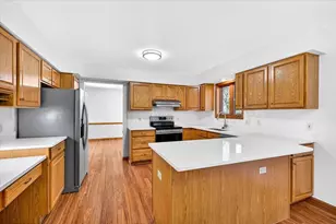 1606 Capital Ave, Madison, WI 53705 - Photo 23