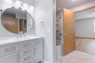 2414 Commercial Ave, Madison, WI 53704 - Photo 17