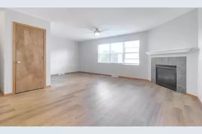 2414 Commercial Avenue, Madison, WI 53704 - Photo 9