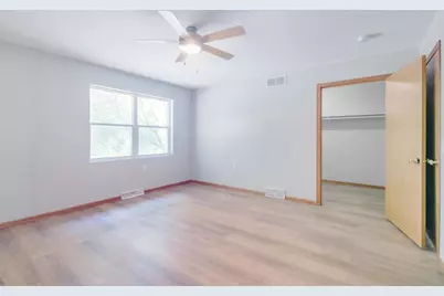 2414 Commercial Avenue, Madison, WI 53704 - Photo 15