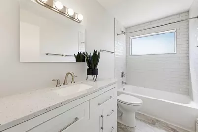 114 W Olin Avenue, Madison, WI 53715 - Photo 13