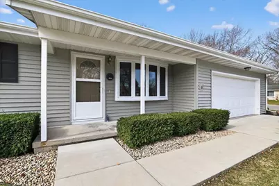 499 Hyland Drive, Stoughton, WI 53589 - Photo 5