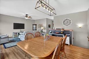2674 Sweet Sparrow Pl, Sun Prairie, WI 53590 - Photo 25